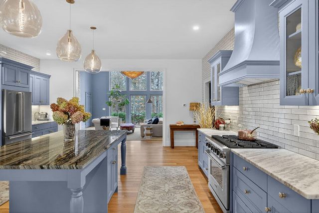 280 Ice Valley Road, Osterville, MA 02655