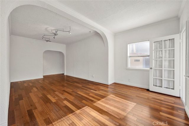 11301 Blix, West Toluca Lake, CA 91602