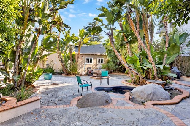 11301 Blix, West Toluca Lake, CA 91602