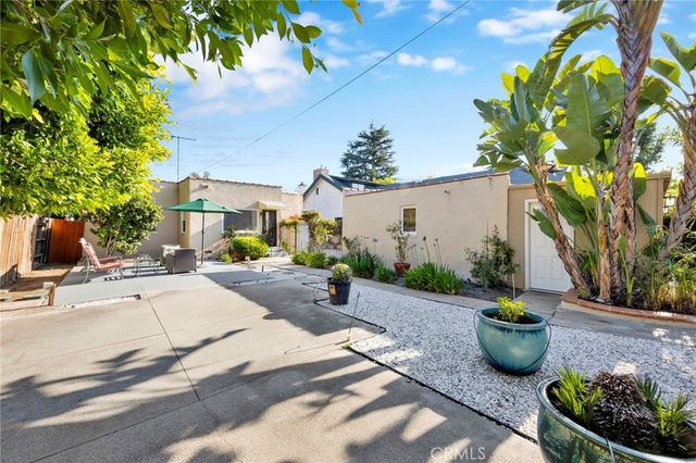 11301 Blix, West Toluca Lake, CA 91602