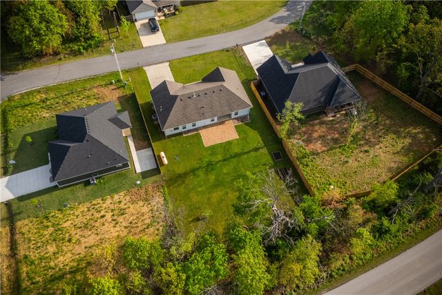 4 Wendike Place, Bella Vista, AR 72715