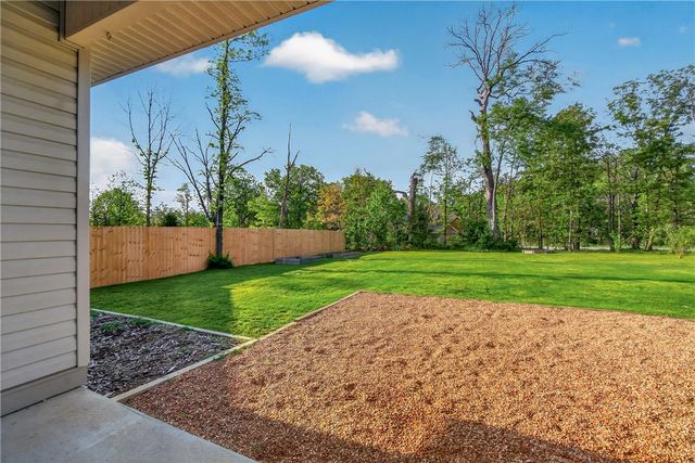 4 Wendike Place, Bella Vista, AR 72715