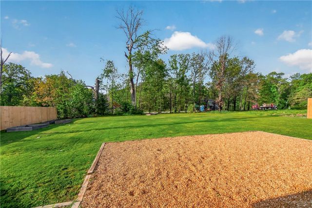 4 Wendike Place, Bella Vista, AR 72715