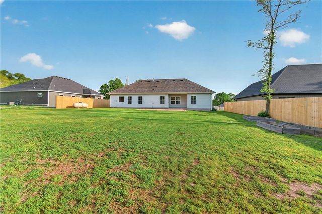 4 Wendike Place, Bella Vista, AR 72715
