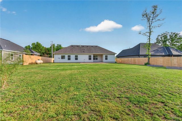 4 Wendike Place, Bella Vista, AR 72715