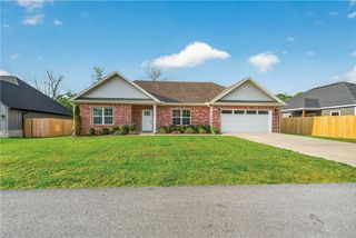 4 Wendike Place, Bella Vista, AR 72715