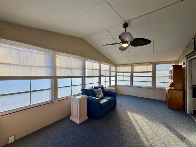 542 Oceanside Dr., Surfside Beach, SC 29575
