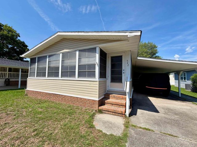 542 Oceanside Dr., Surfside Beach, SC 29575