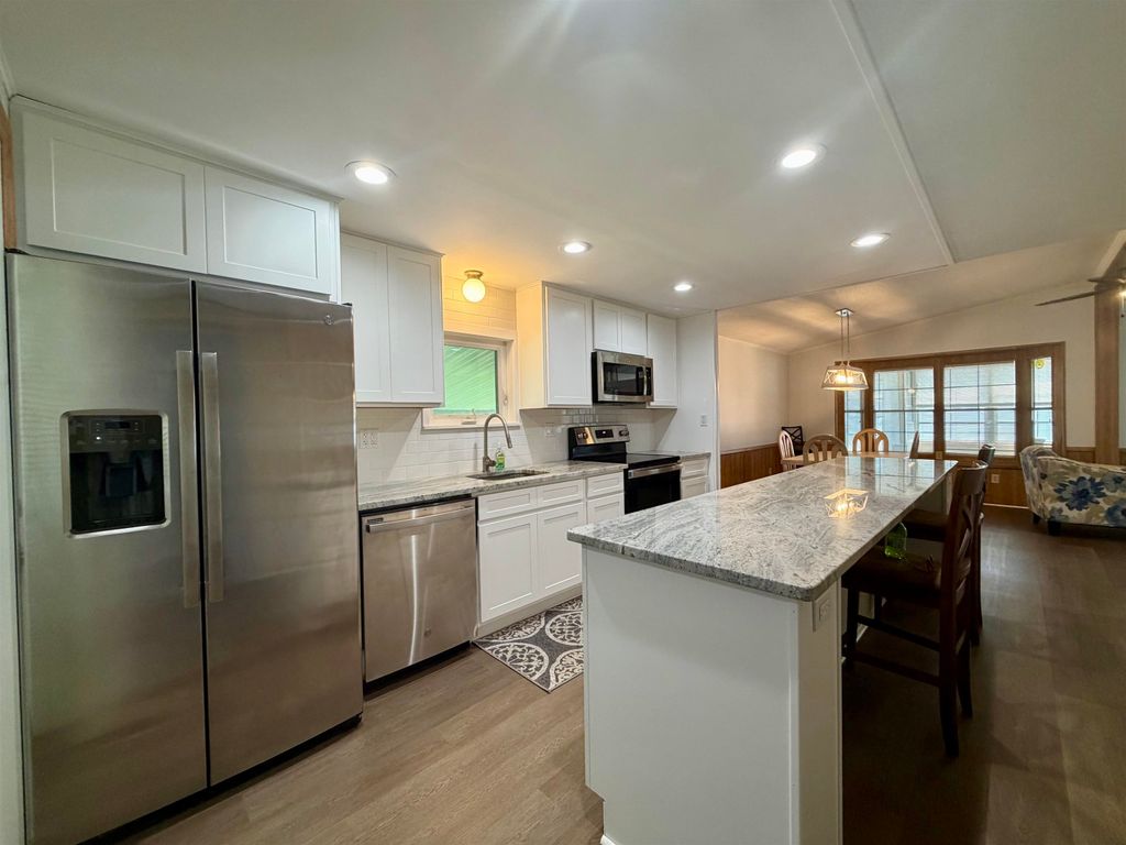 542 Oceanside Dr., Surfside Beach, SC 29575 — photo 3