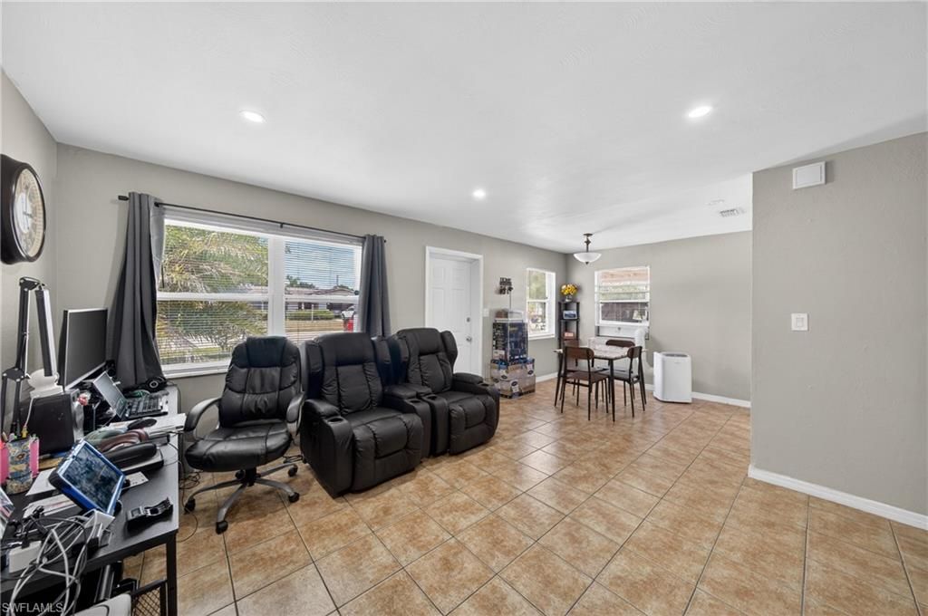 2992 Lafayette ST, FORT MYERS, FL 33916 — photo 3