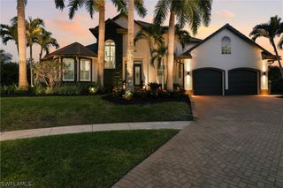 1045 Cottonwood CT, Marco Island, FL 34145