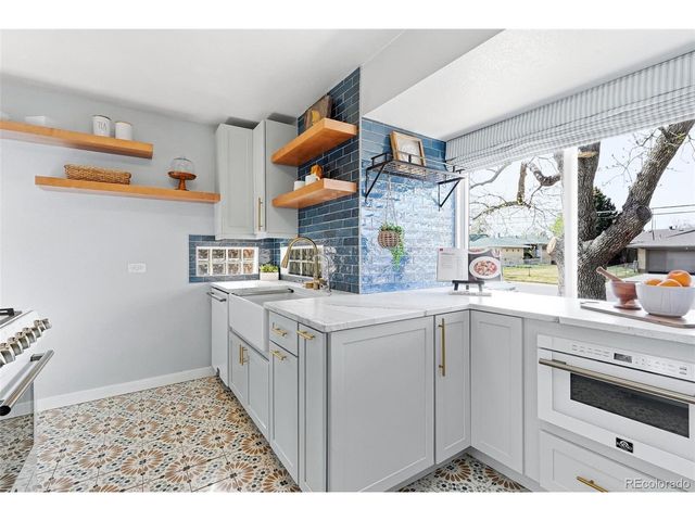 3564 Magnolia St, Denver, CO 80207