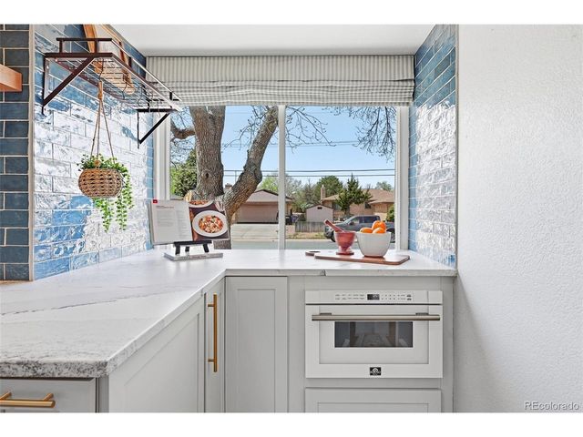 3564 Magnolia St, Denver, CO 80207