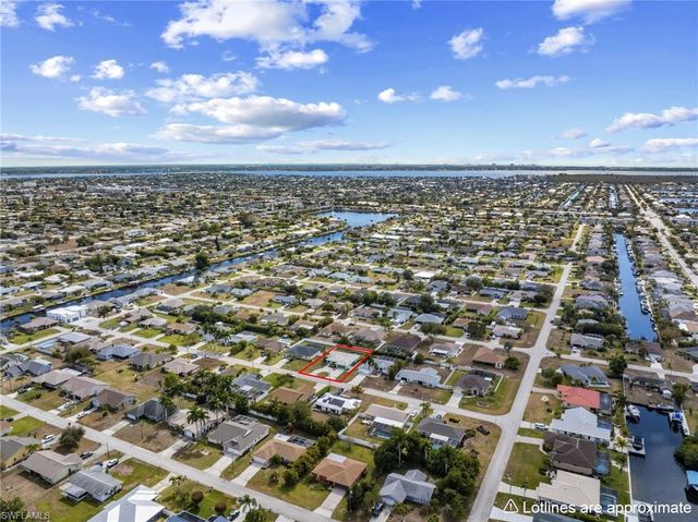 234 SW 43rd TER, Cape Coral, FL 33914