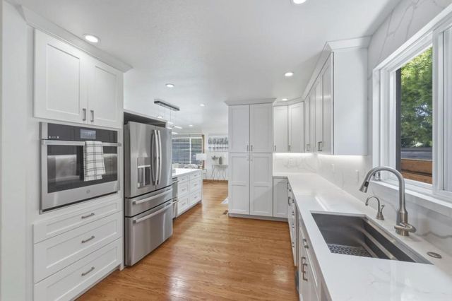 326 30th Avenue, San Mateo, CA 94403