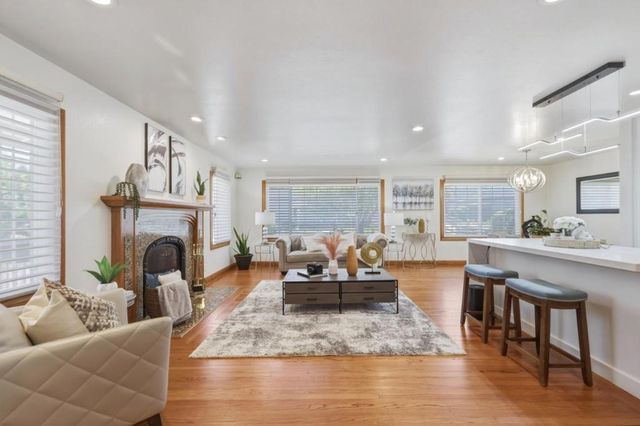 326 30th Avenue, San Mateo, CA 94403
