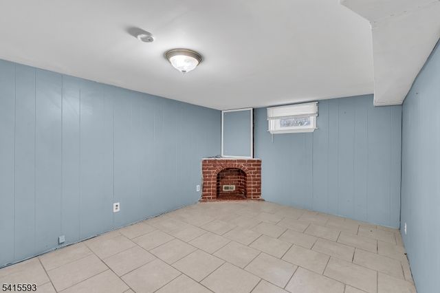 60 Watson Dr, Dover Town, NJ 07801