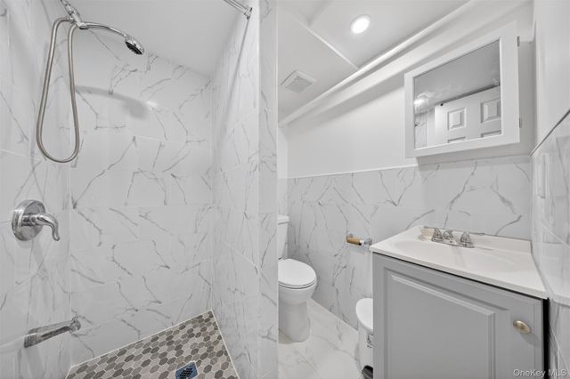 83-21 160th Street, Jamaica, NY 11432