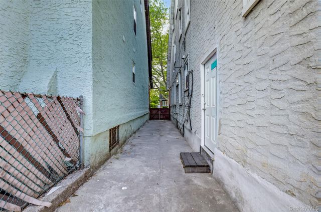 83-21 160th Street, Jamaica, NY 11432