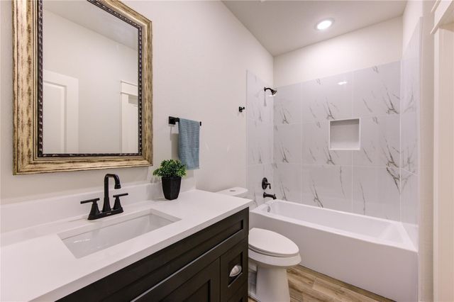 248 Blue Hill Drive, Montgomery, TX 77356