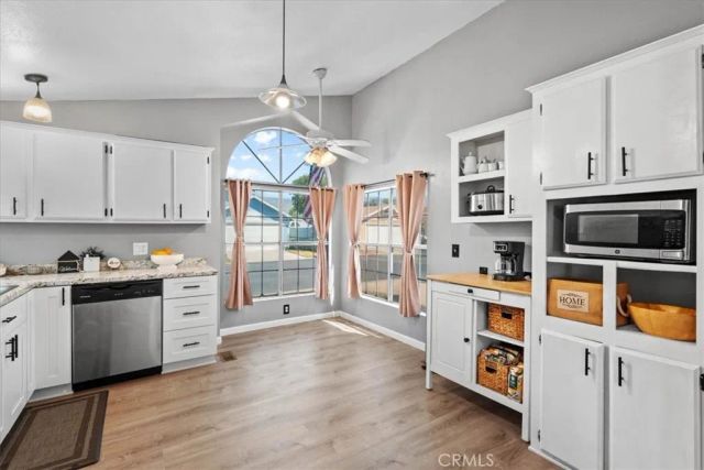 140 Pioneer Avenue West 31, Redlands, CA 92374