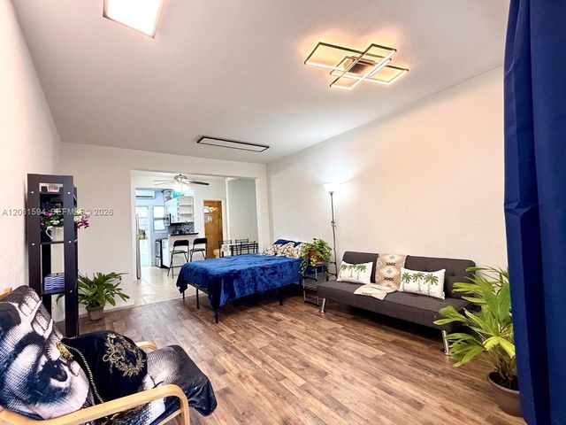 1228 Pennsylvania Ave 6, Miami Beach, FL 33139