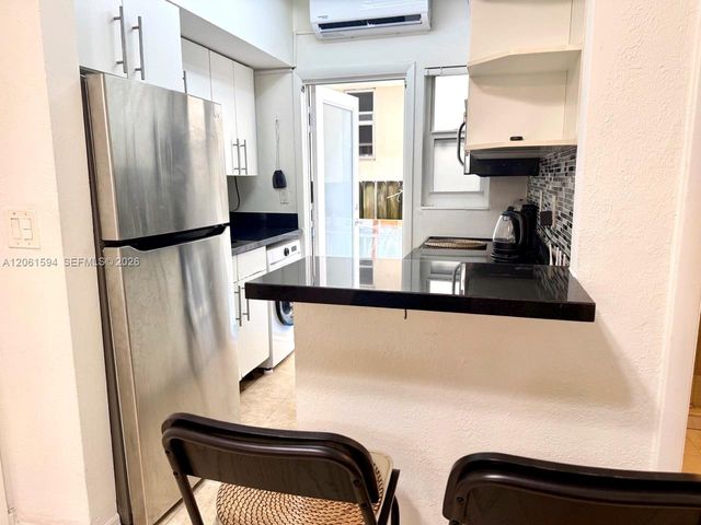 1228 Pennsylvania Ave 6, Miami Beach, FL 33139