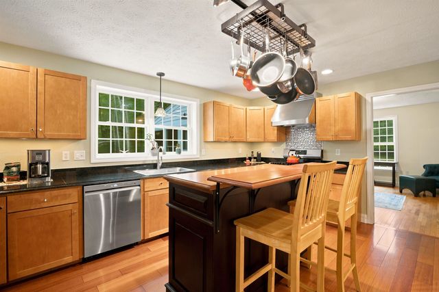 83 Ferson Road, Francestown, NH 03043