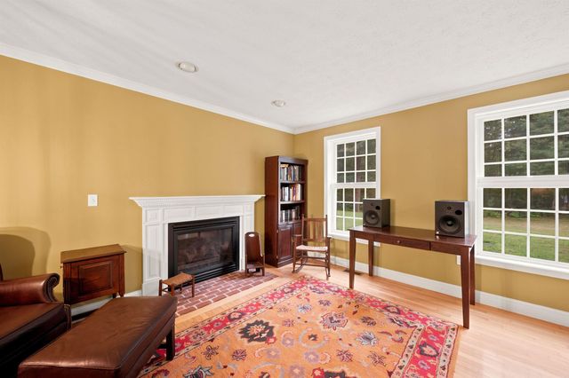 83 Ferson Road, Francestown, NH 03043
