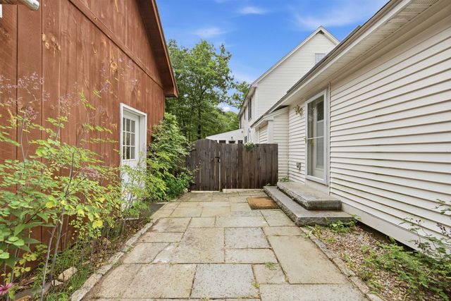83 Ferson Road, Francestown, NH 03043