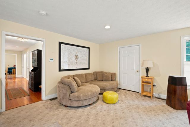 83 Ferson Road, Francestown, NH 03043