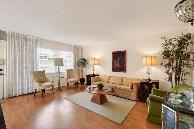 349 Capri H, Delray Beach, FL 33484