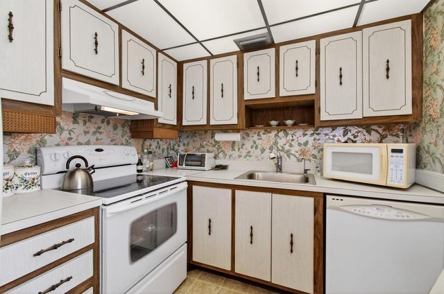 349 Capri H, Delray Beach, FL 33484