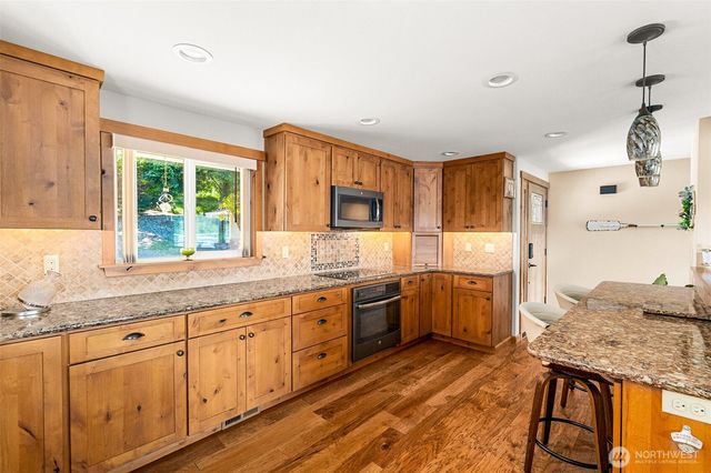 3444 Madrona Beach Road NW, Olympia, WA 98502