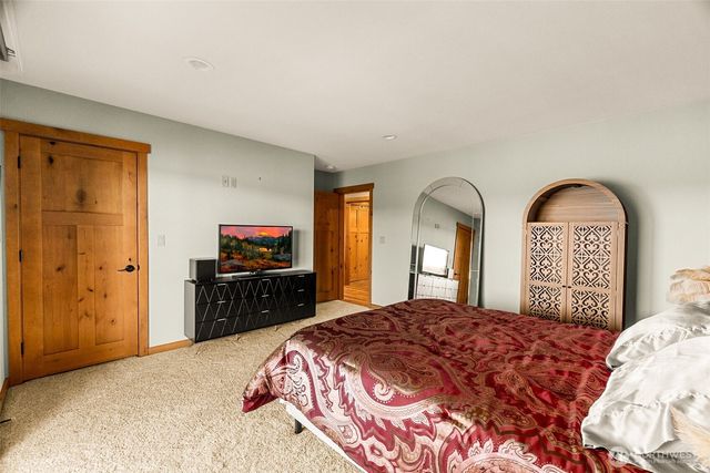 3444 Madrona Beach Road NW, Olympia, WA 98502