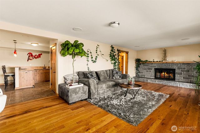 3444 Madrona Beach Road NW, Olympia, WA 98502