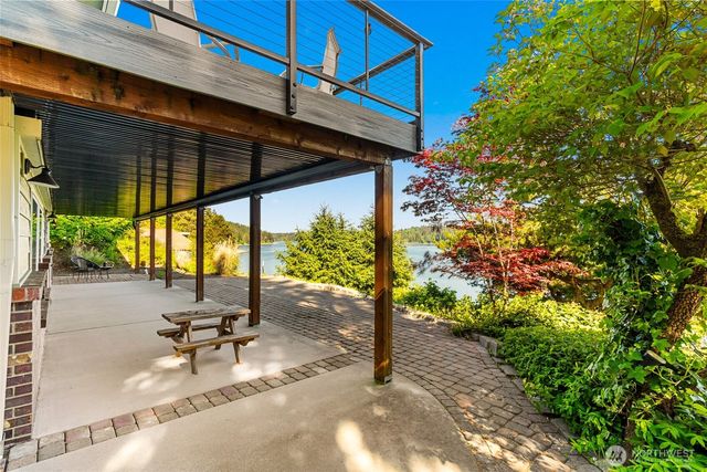 3444 Madrona Beach Road NW, Olympia, WA 98502
