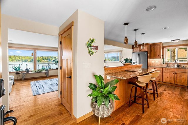 3444 Madrona Beach Road NW, Olympia, WA 98502