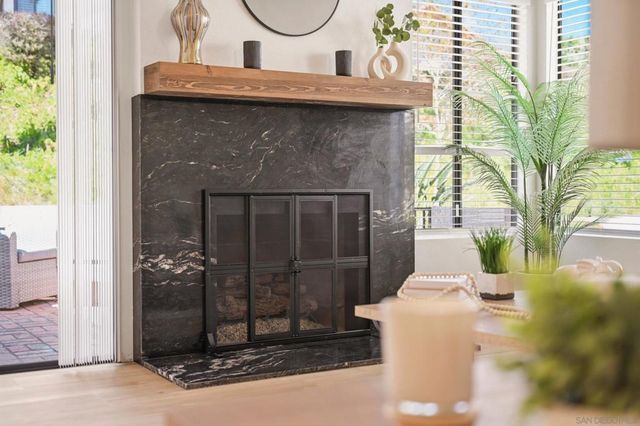 12855 Via Moura, San Diego, CA 92128