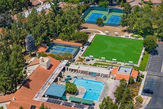 12855 Via Moura, San Diego, CA 92128