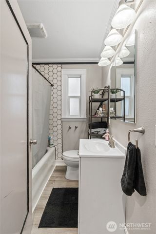 2312 Cherry Street, Hoquiam, WA 98550