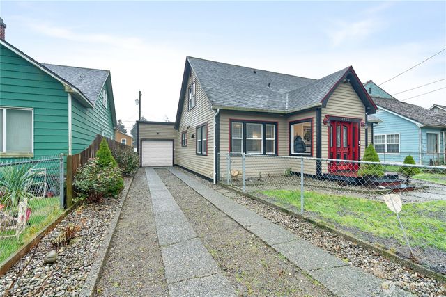 2312 Cherry Street, Hoquiam, WA 98550