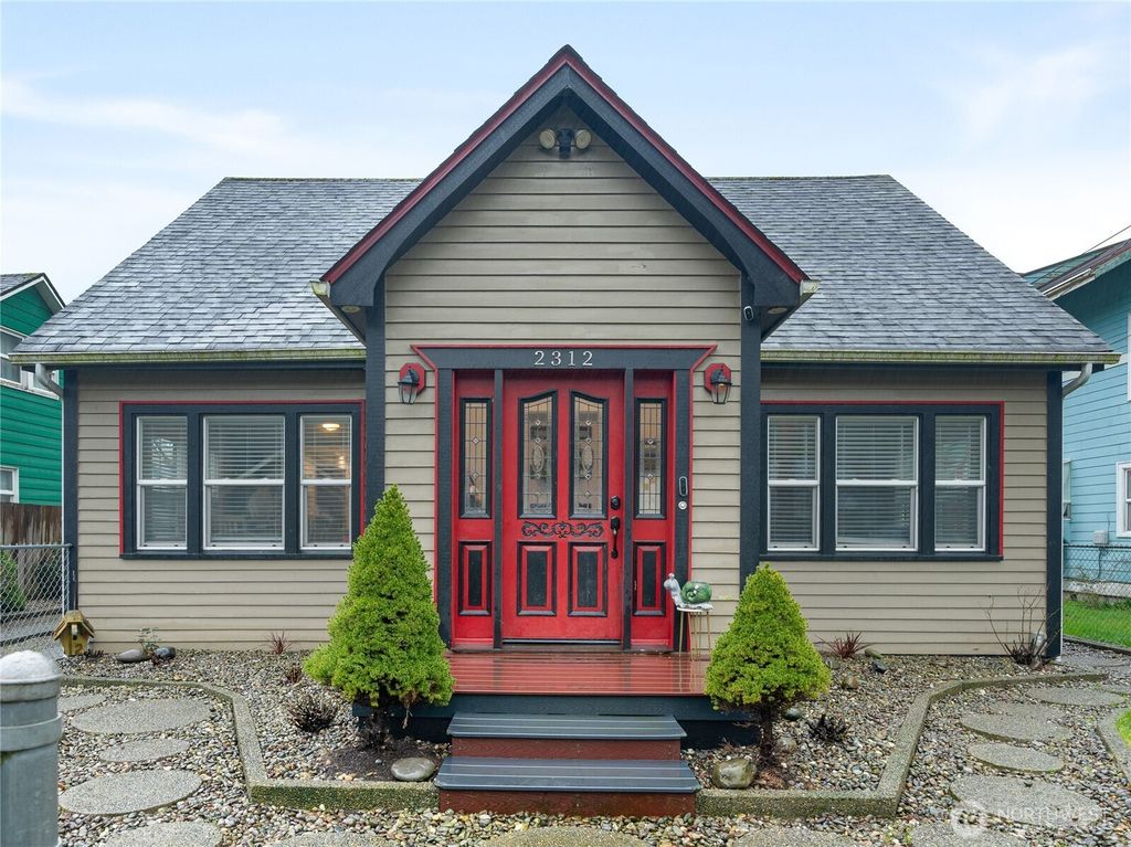 2312 Cherry Street, Hoquiam, WA 98550