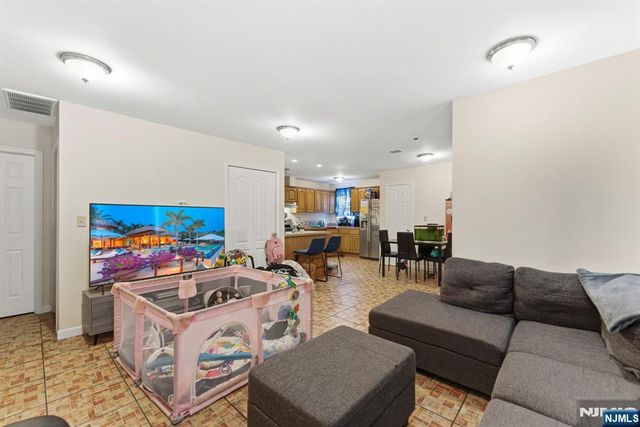 29-31 22nd Avenue, Paterson, NJ 07513