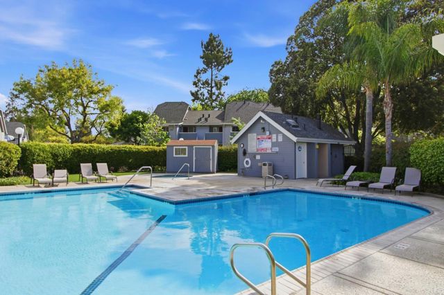 354 Shadow Run Drive, San Jose, CA 95110