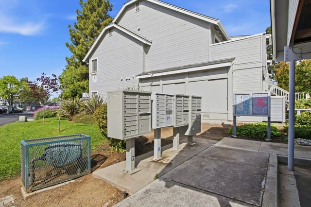 354 Shadow Run Drive, San Jose, CA 95110