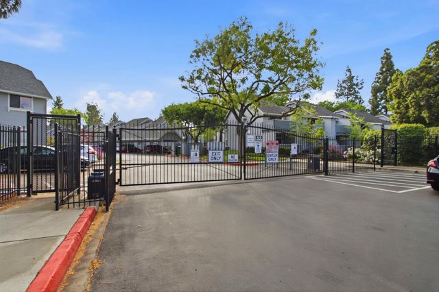 354 Shadow Run Drive, San Jose, CA 95110