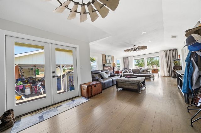 5726 Pettinger Rd, Valley Springs, CA 95252