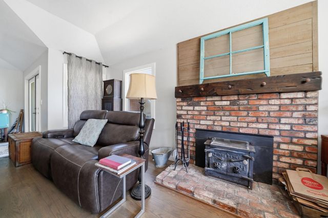 5726 Pettinger Rd, Valley Springs, CA 95252