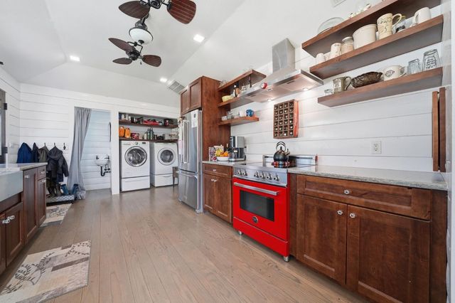 5726 Pettinger Rd, Valley Springs, CA 95252